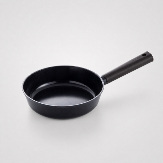 Ceramic frying pan 20cm Black White Non-stick 5-layer ceramic coating on all sides PFOA-free GLAMP.