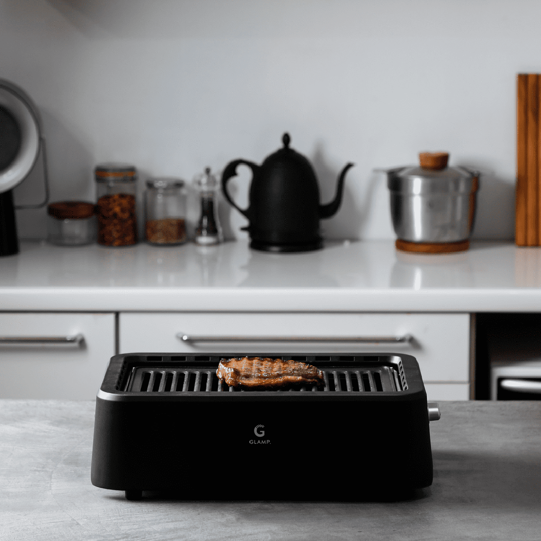Ultra-low smoke grill, black, white, GLAMP, low smoke, smokeless Ultra-low smoke grill, black, white, GLAMP, low smoke, smokeless