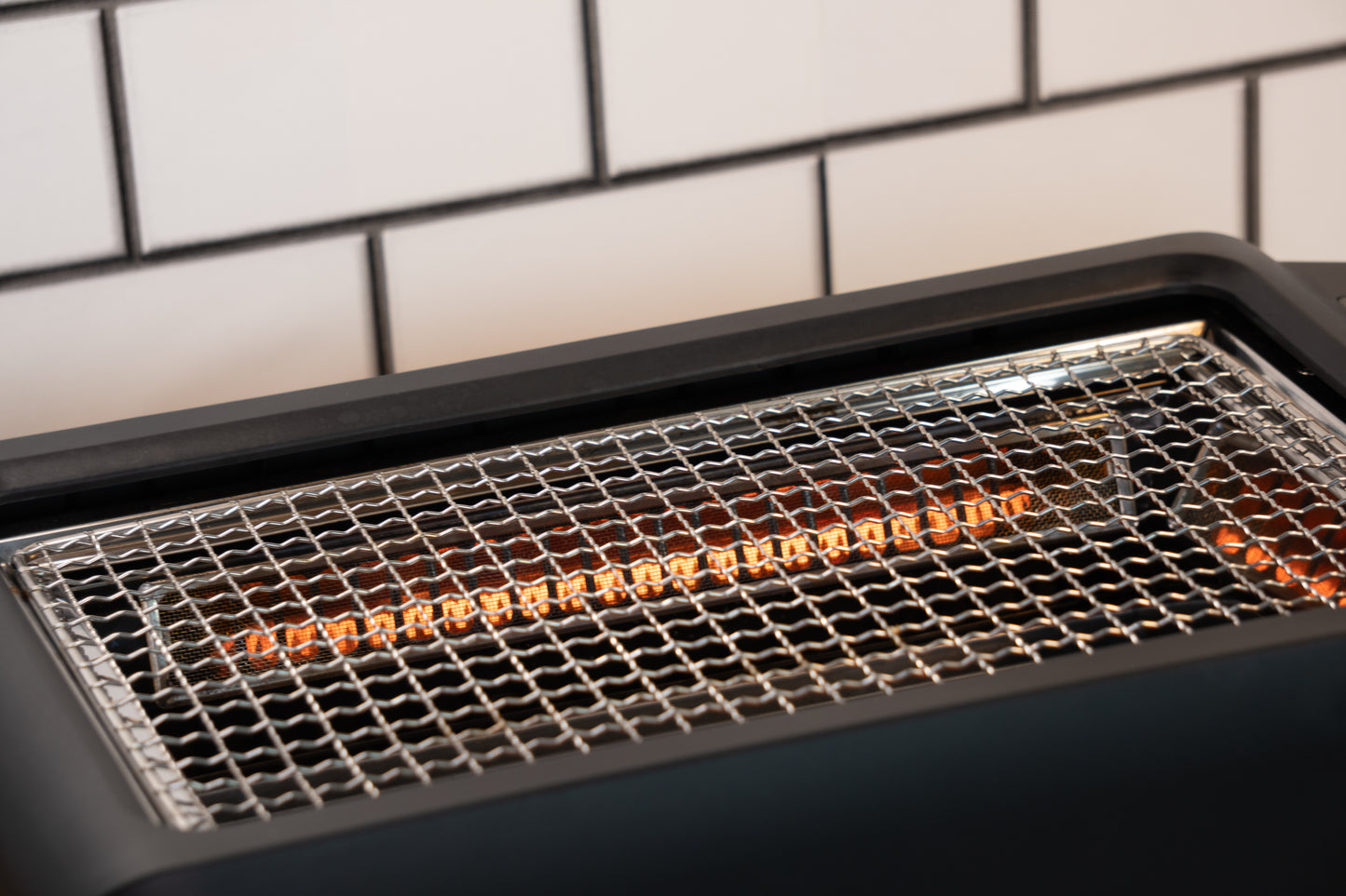Ultra-low smoke grill grate/grill rack